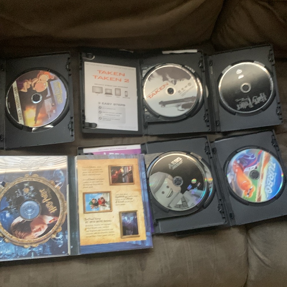 Movie DVD Bundle - Picture 2 of 2